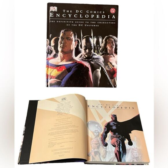 2004 The DC Comics Encyclopedia Definitive Guide/DC Universe Graphic Novel - Picture 1 of 3